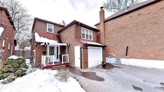 74 Deanscroft Sq, House detached with 3 bedrooms, 3 bathrooms and 3 parking in Toronto ON | Image 15