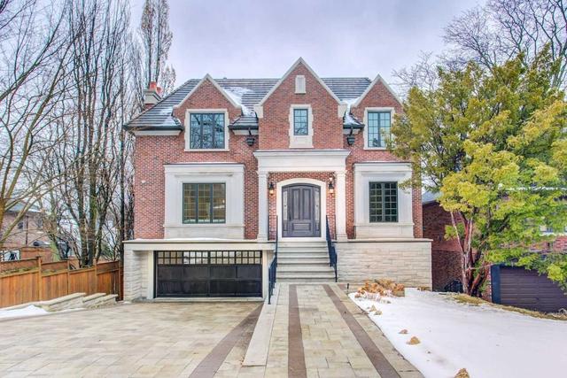 70 Weybourne Cres, House detached with 4 bedrooms, 6 bathrooms and 6 parking in Toronto ON | Image 1