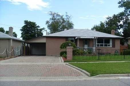 541 Emerald Ave, House detached with 3 bedrooms, 2 bathrooms and 5 parking in Oshawa ON | Image 1