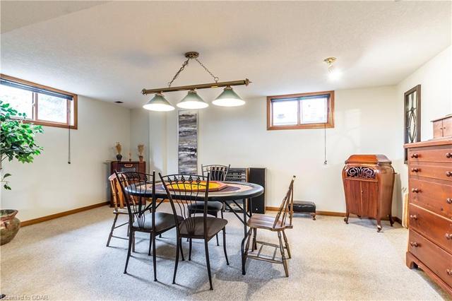 124 Pheasant Run Drive, House detached with 2 bedrooms, 3 bathrooms and 3 parking in Guelph ON | Image 21
