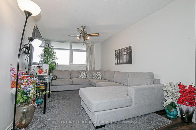1403 - 100 Echo Pt, Condo with 3 bedrooms, 2 bathrooms and 1 parking in Toronto ON | Image 5
