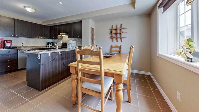 42a - 15 Carere Cres, Condo with 2 bedrooms, 2 bathrooms and 1 parking in Guelph ON | Image 5