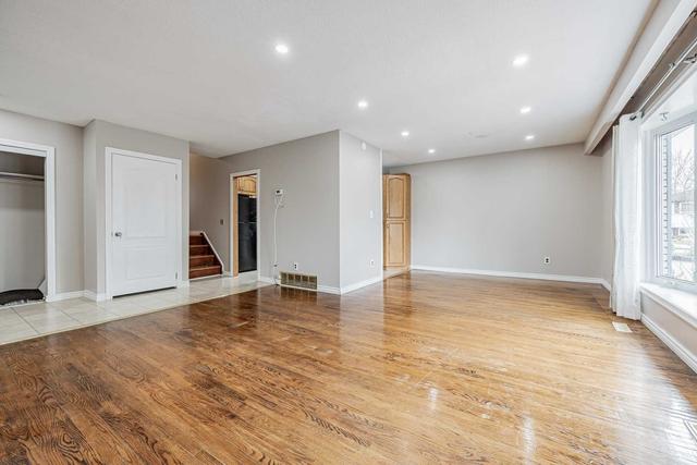 36 O'dell Crt, House detached with 3 bedrooms, 1 bathrooms and 4 parking in Ajax ON | Image 38