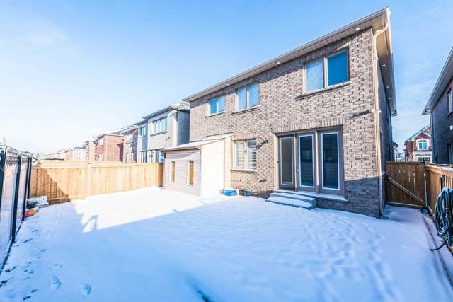 9 Grendon Cres, House detached with 5 bedrooms, 6 bathrooms and 6 parking in Brampton ON | Image 35
