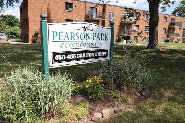 2 - 454 Carlton St, Condo with 2 bedrooms, 1 bathrooms and 1 parking in St. Catharines ON | Image 11