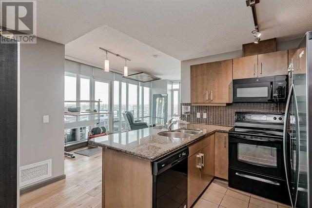 1306, - 210 15 Avenue Se, Condo with 2 bedrooms, 2 bathrooms and 1 parking in Calgary AB | Image 2
