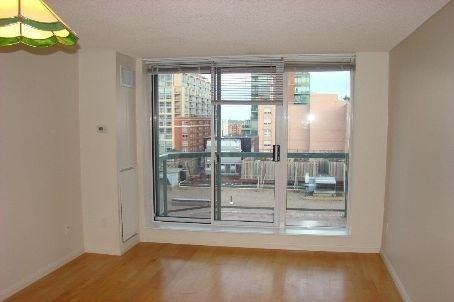 1001 - 311 Richmond St E, Condo with 1 bedrooms, 1 bathrooms and 1 parking in Toronto ON | Image 1