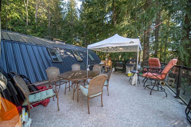 1766 Riondel Road N, House detached with 3 bedrooms, 2 bathrooms and null parking in Central Kootenay A BC | Image 44