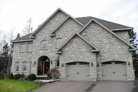 80 Julien Crt, House detached with 3 bedrooms, 4 bathrooms and 4 parking in Moncton NB | Image 1