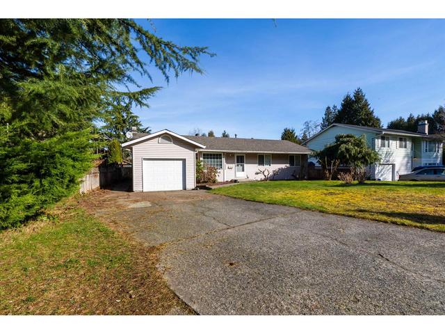 20111 49a Avenue, House detached with 3 bedrooms, 1 bathrooms and 3 parking in Langley BC | Image 4
