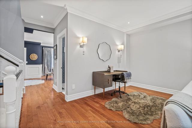 5 - 217 Roslin Ave, Townhouse with 3 bedrooms, 5 bathrooms and 2 parking in Toronto ON | Image 11