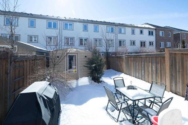 7 Ariel Rd, House attached with 3 bedrooms, 2 bathrooms and 2 parking in Brampton ON | Image 18