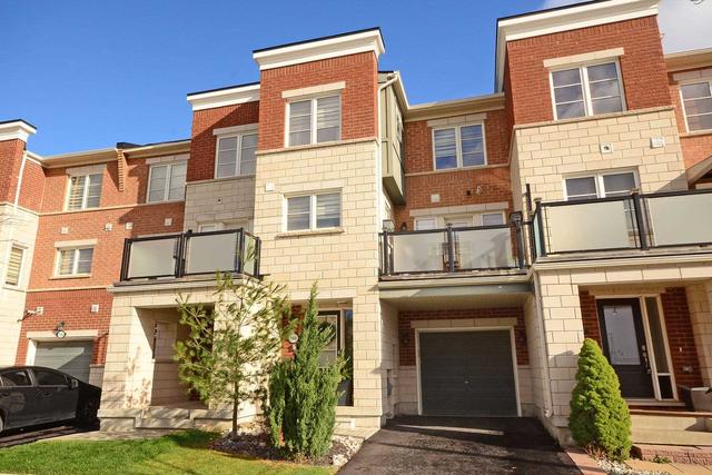 160 Baycliffe Cres, House attached with 2 bedrooms, 3 bathrooms and 2 parking in Brampton ON | Image 1