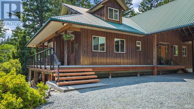 3475 Henry Rd, House detached with 5 bedrooms, 4 bathrooms and 6 parking in North Cowichan BC | Image 36