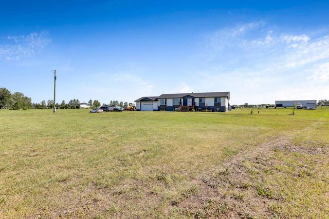 260029 Range Road 251, House detached with 3 bedrooms, 2 bathrooms and 10 parking in Wheatland County AB | Image 46
