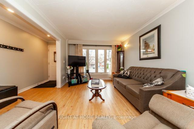 25 Alan Ave, House semidetached with 3 bedrooms, 2 bathrooms and 3 parking in Toronto ON | Image 25