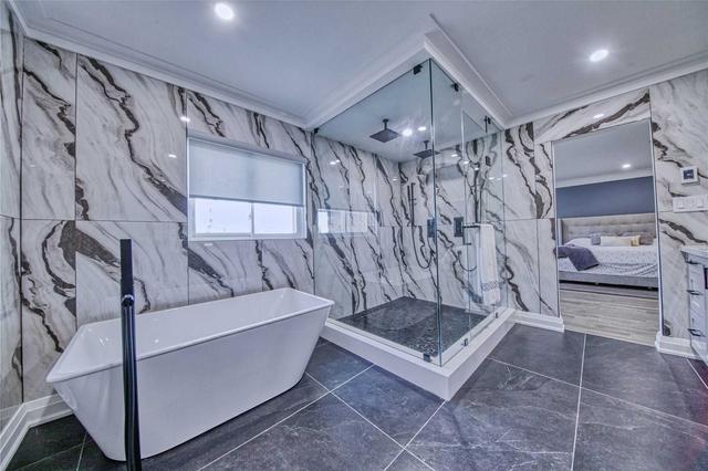 2631 Comet Crt, House detached with 4 bedrooms, 5 bathrooms and 6 parking in Mississauga ON | Image 16