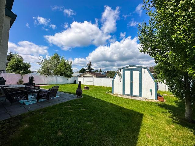 4021 55 Ave, House detached with 4 bedrooms, 3 bathrooms and 2 parking in Whitecourt AB | Image 19