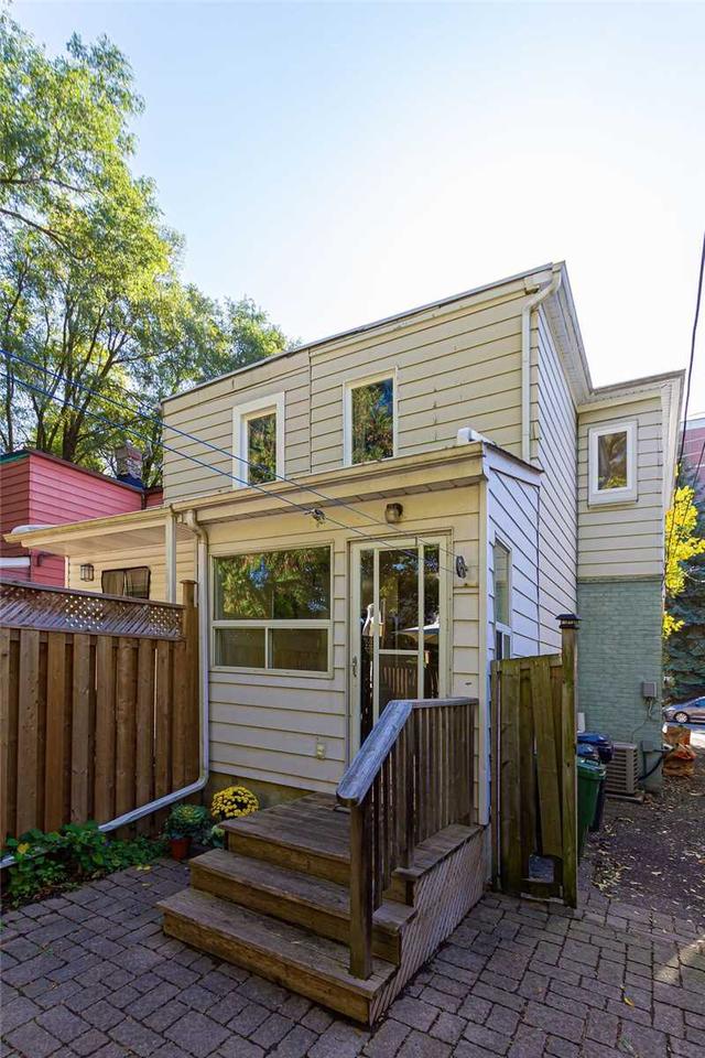 26 Felstead Ave, House semidetached with 3 bedrooms, 1 bathrooms and 0 parking in Toronto ON | Image 24