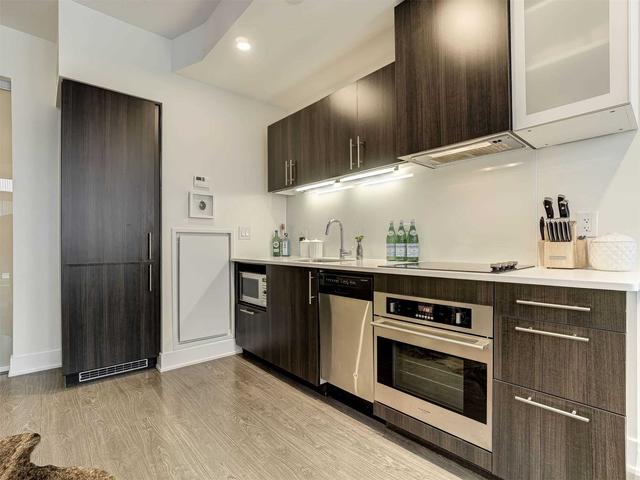 201 - 508 Wellington St W, Condo with 1 bedrooms, 1 bathrooms and 0 parking in Toronto ON | Image 3