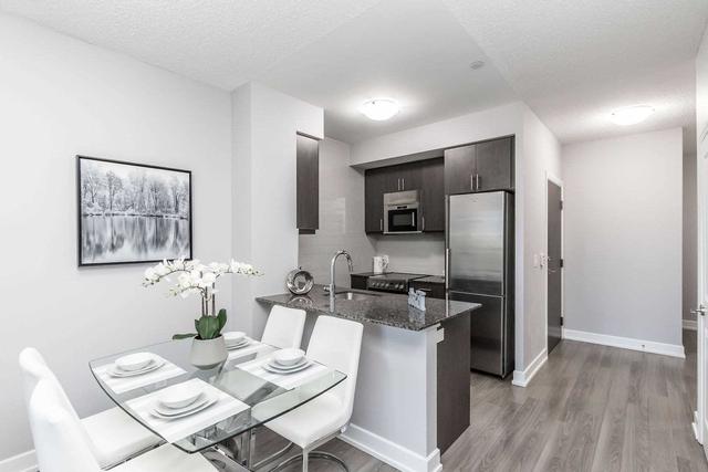 221 - 2 Eva Rd, Condo with 1 bedrooms, 1 bathrooms and 1 parking in Toronto ON | Image 5