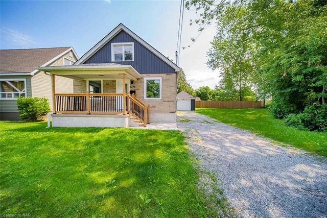 6774 Drummond Rd, House detached with 3 bedrooms, 2 bathrooms and 5 parking in Niagara Falls ON | Image 12