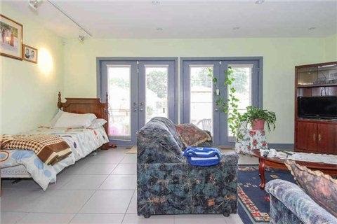 4 Hyde Ave, House detached with 1 bedrooms, 1 bathrooms and 2 parking in Toronto ON | Image 10
