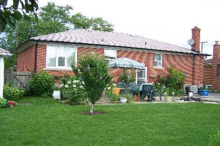 982 Atwater Ave, House detached with 3 bedrooms, 2 bathrooms and 8 parking in Mississauga ON | Image 5