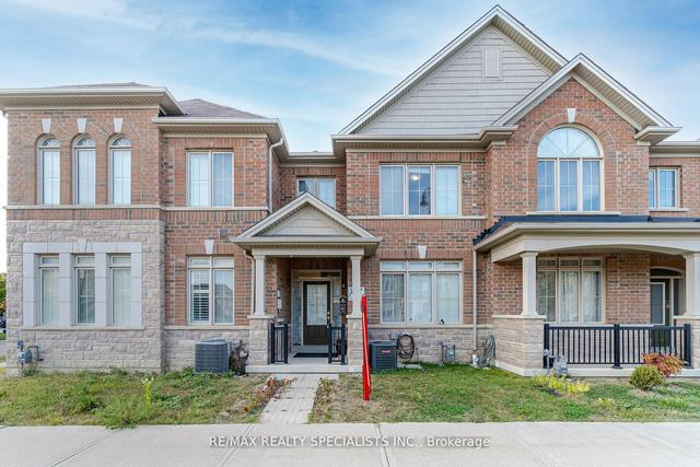 238 Inspire Blvd, House attached with 3 bedrooms, 3 bathrooms and 2 parking in Brampton ON | Image 1