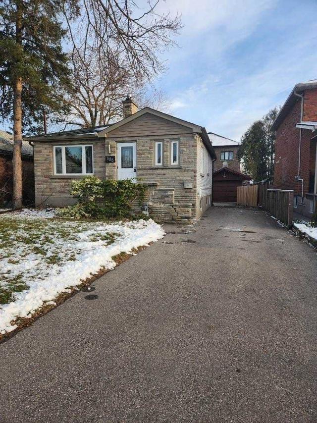 upper - 888 Tenth St, House detached with 2 bedrooms, 1 bathrooms and 2 parking in Mississauga ON | Image 1