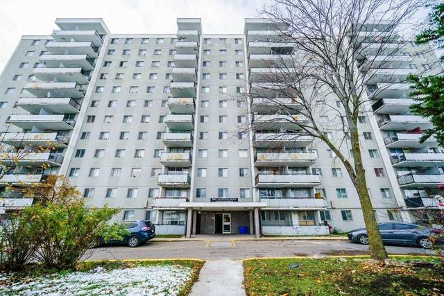 1215 - 940 Caledonia Rd, Condo with 3 bedrooms, 1 bathrooms and 1 parking in Toronto ON | Image 22