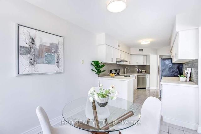 706 - 30 Greenfield Ave, Condo with 2 bedrooms, 2 bathrooms and 2 parking in Toronto ON | Image 7