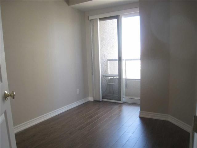 2007 - 55 Bloor St E, Condo with 2 bedrooms, 2 bathrooms and 1 parking in Toronto ON | Image 18