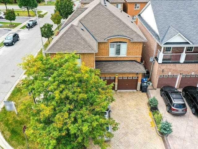 25 Long Meadow Rd, House detached with 4 bedrooms, 3 bathrooms and 6 parking in Brampton ON | Image 12