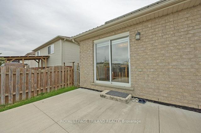 2340 Meadowgate Blvd, House detached with 4 bedrooms, 4 bathrooms and 4 parking in London ON | Image 29