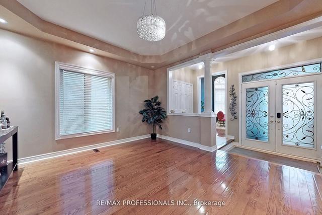 upper - 35 Perkins Dr, House detached with 4 bedrooms, 4 bathrooms and 3 parking in Brampton ON | Image 23