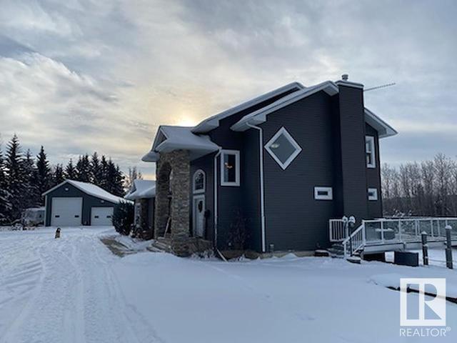 58508 Rr 232, House detached with 3 bedrooms, 2 bathrooms and null parking in Thorhild County AB | Image 2