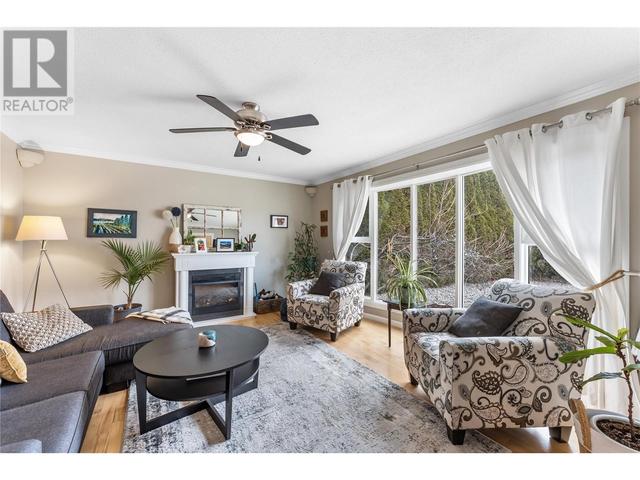 1080 Kelly Road, House detached with 2 bedrooms, 2 bathrooms and 1 parking in Kelowna BC | Image 12