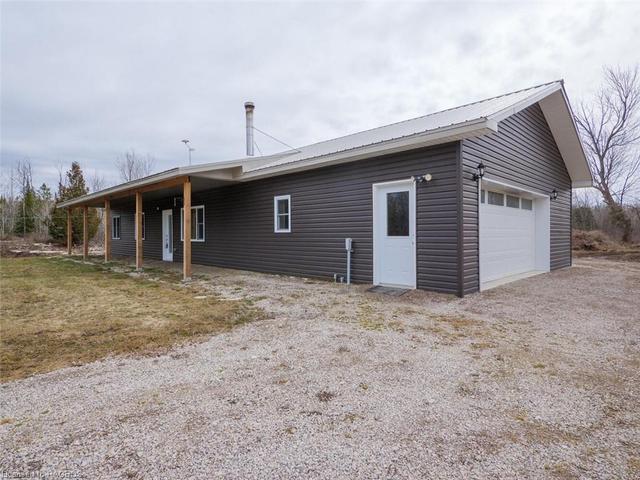 288 Cape Chin South Road, House detached with 3 bedrooms, 2 bathrooms and 8 parking in Northern Bruce Peninsula ON | Image 13
