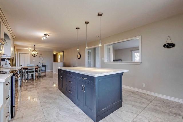 3190 15th Sdrd, House detached with 4 bedrooms, 2 bathrooms and 17 parking in New Tecumseth ON | Image 3