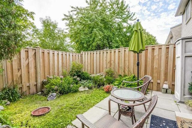 28 - 1530 Lancaster Dr, Townhouse with 3 bedrooms, 2 bathrooms and 2 parking in Oakville ON | Image 16
