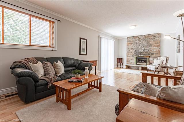 1214 Half Moon Lane, House detached with 4 bedrooms, 2 bathrooms and 6 parking in Oakville ON | Image 6