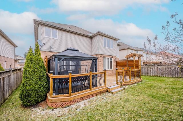 715 Cedar Bend Dr, House detached with 5 bedrooms, 4 bathrooms and 6 parking in Waterloo ON | Image 29
