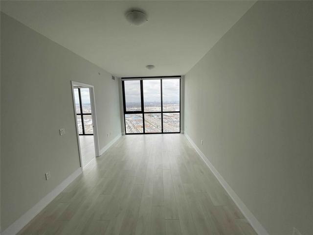 2810 - 2908 Highway 7 Ave, Condo with 1 bedrooms, 2 bathrooms and 1 parking in Vaughan ON | Image 5