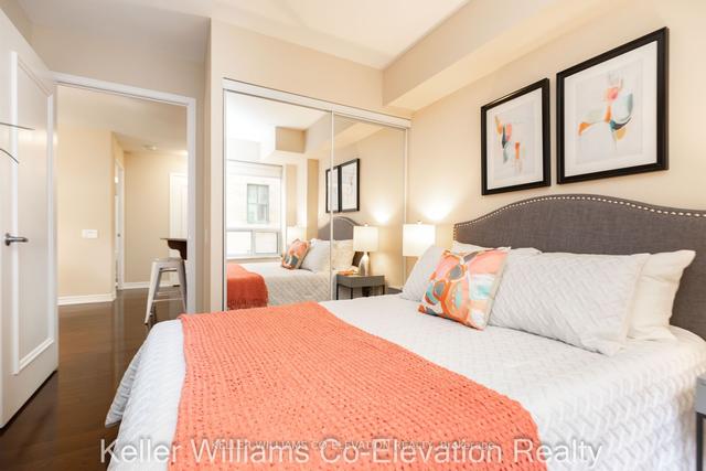 302 - 60 St Clair Ave W, Condo with 2 bedrooms, 1 bathrooms and 1 parking in Toronto ON | Image 16
