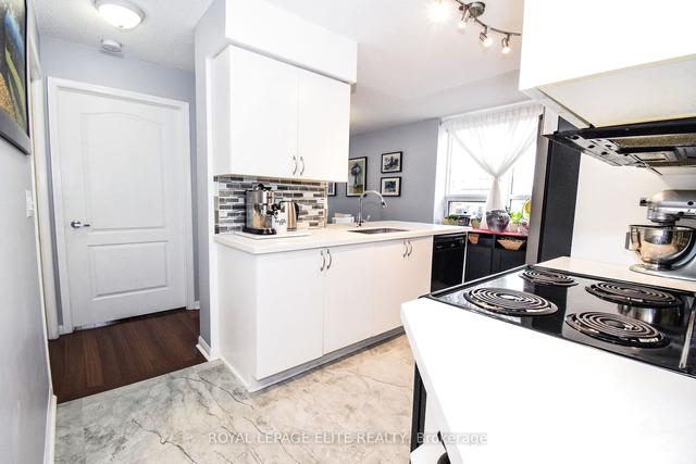 203 - 4 Elsinore Path, Condo with 2 bedrooms, 1 bathrooms and 1 parking in Toronto ON | Image 23