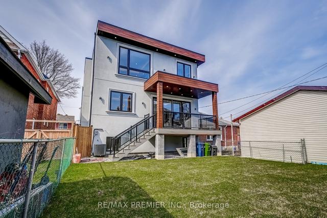 191 Lambton Ave, House detached with 4 bedrooms, 4 bathrooms and 2 parking in Toronto ON | Image 31