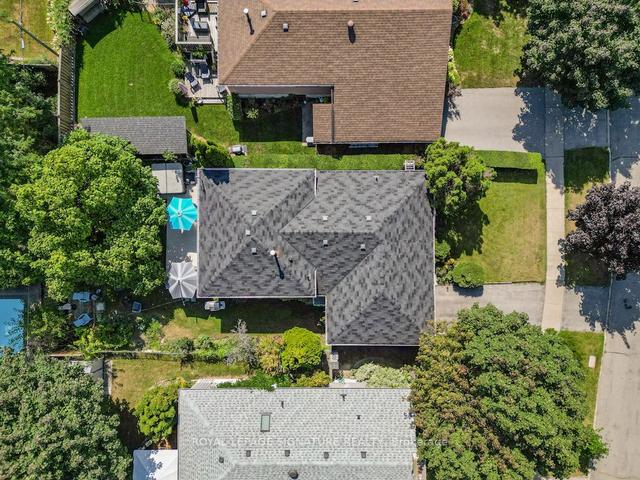 37 Bournville Dr, House detached with 3 bedrooms, 2 bathrooms and 3 parking in Toronto ON | Image 28