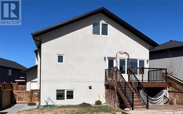 1031 Kloppenburg Bend, House detached with 6 bedrooms, 3 bathrooms and null parking in Saskatoon SK | Image 36