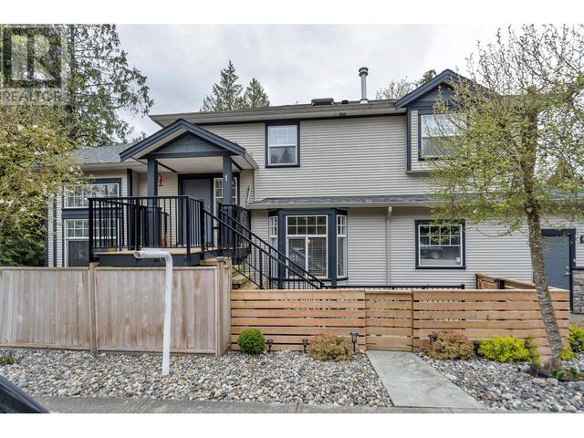 1 - 11495 Cottonwood Drive, House detached with 3 bedrooms, 4 bathrooms and 2 parking in Maple Ridge BC | Image 2